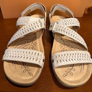 Naturalizer White Woven Strap Sandals